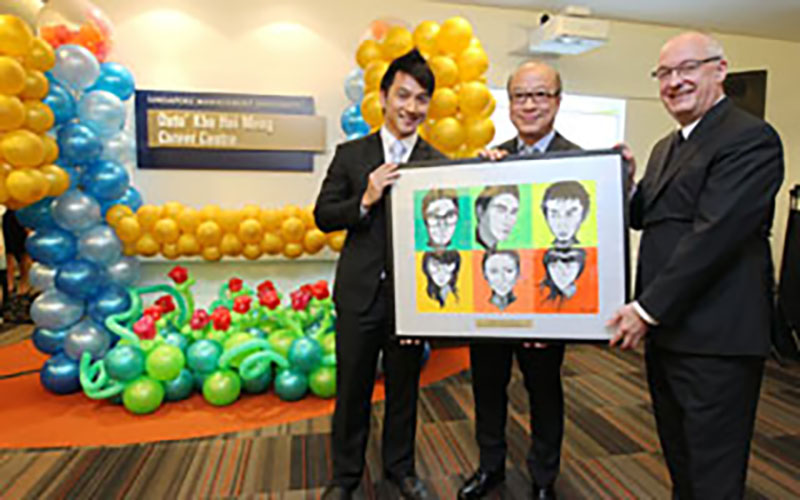 Dato' Kho visit during opening ceremony of the career centre