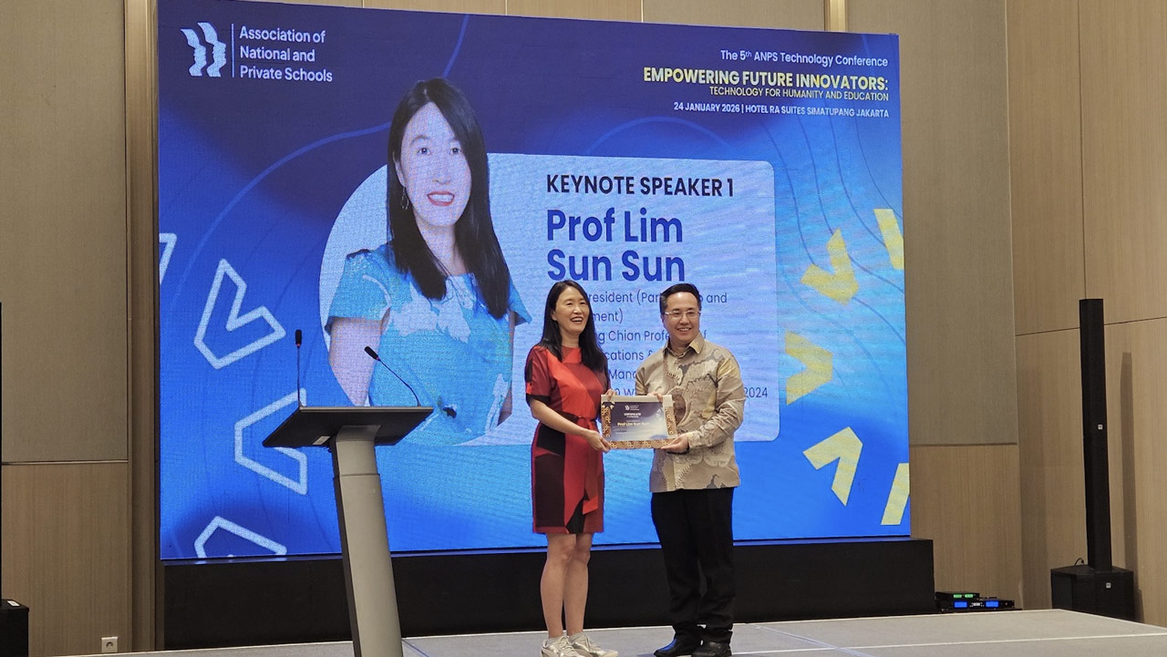 From Singapore to Jakarta: How SMU’s Overseas Centres are Shaping Conversations on AI and Education Across Asia From Singapore to Jakarta: How SMU’s Overseas Centres are Shaping Conversations on AI and Education Across Asia