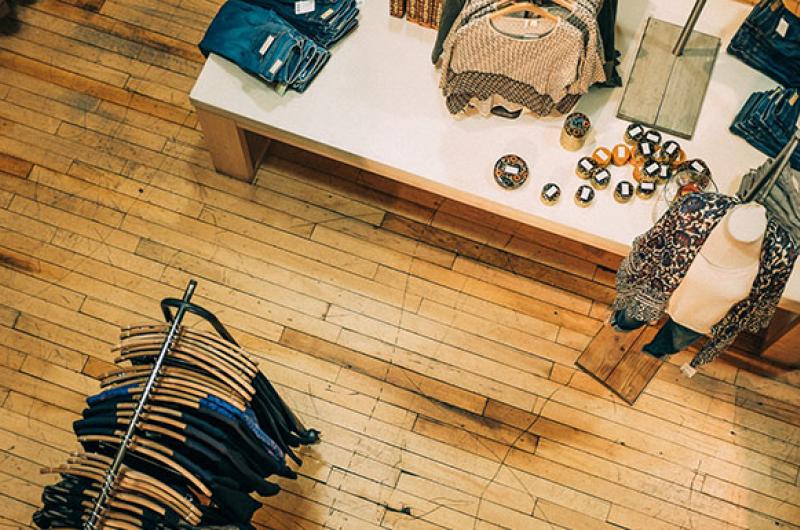 CUSTOMERS HAPPIER WITH SERVICE IN STORES