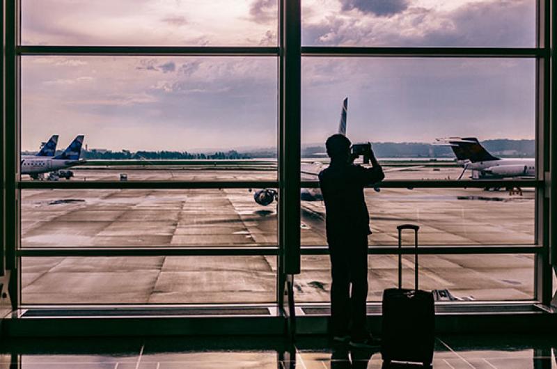 A FLIGHT PLAN FOR KEEPING CUSTOMERS HAPPY