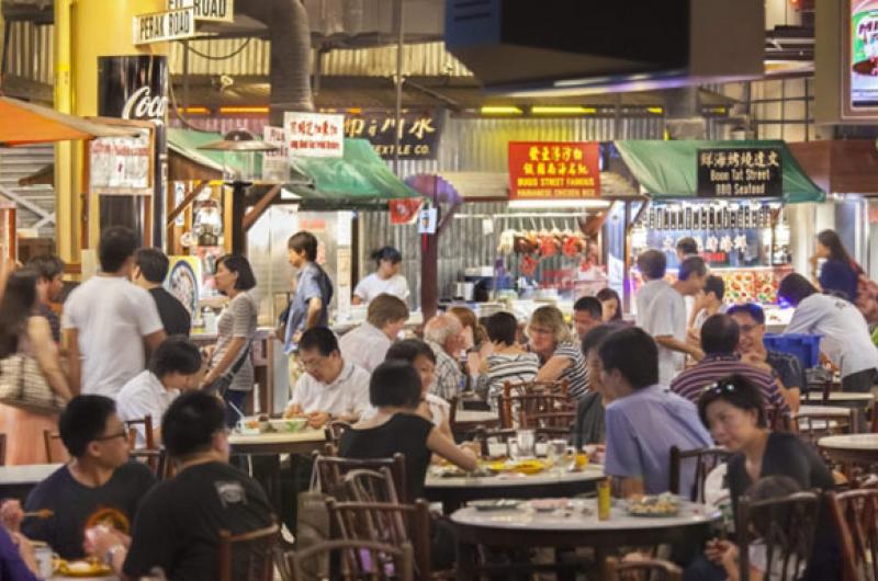 WHAT FOOD COURT CUSTOMERS EXPECT