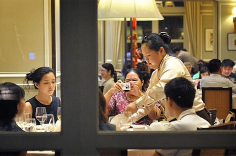 SERVICE STAFF NOT GOING BEYOND CALL OF DUTY: SURVEY