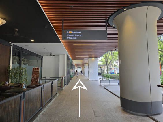 Step 4 from Bencoolen MRT Station Exit B