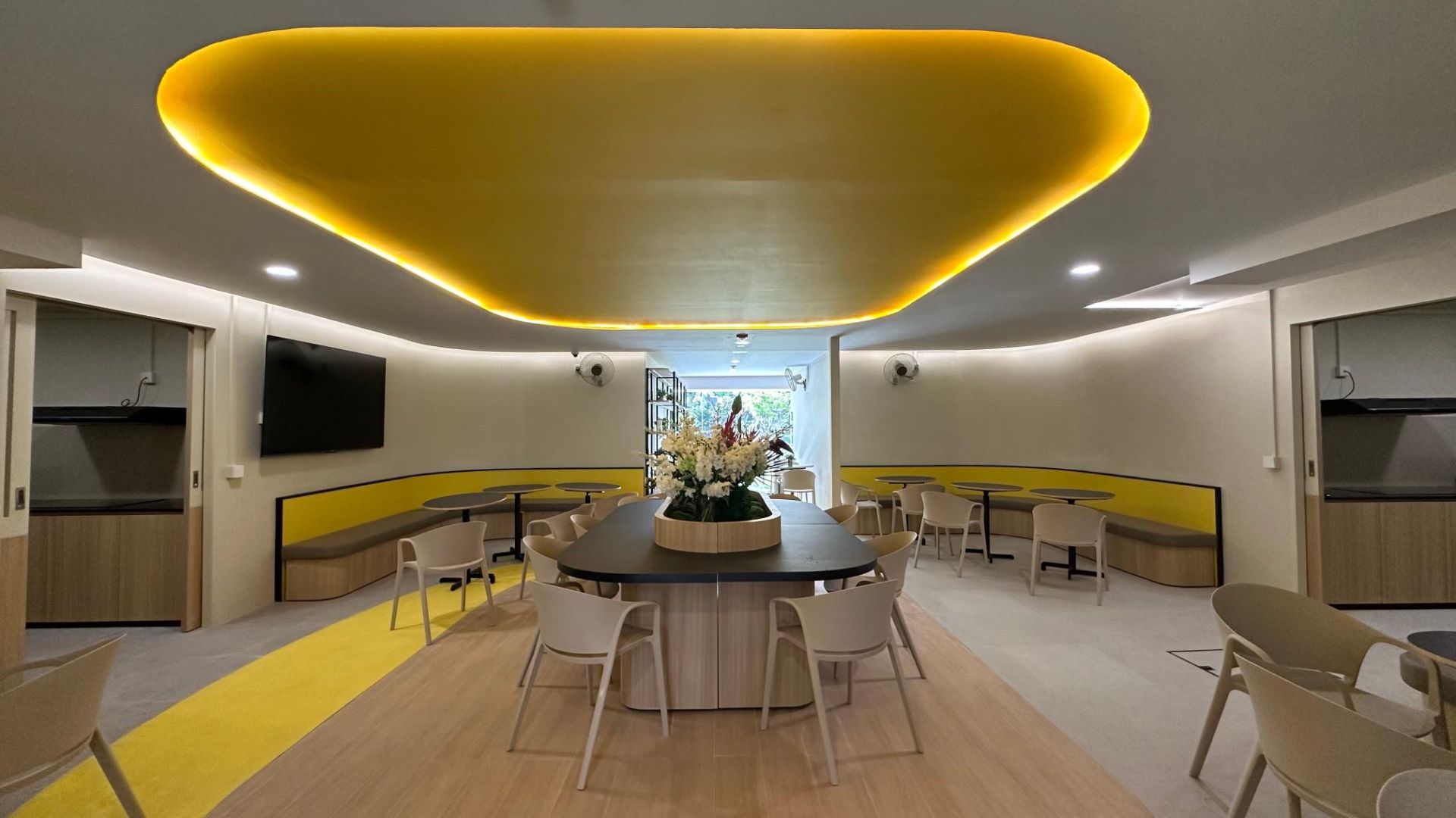 Communal Dining Area